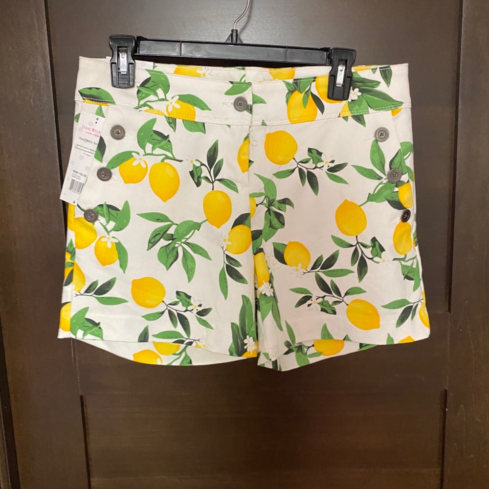 Lemon shorts